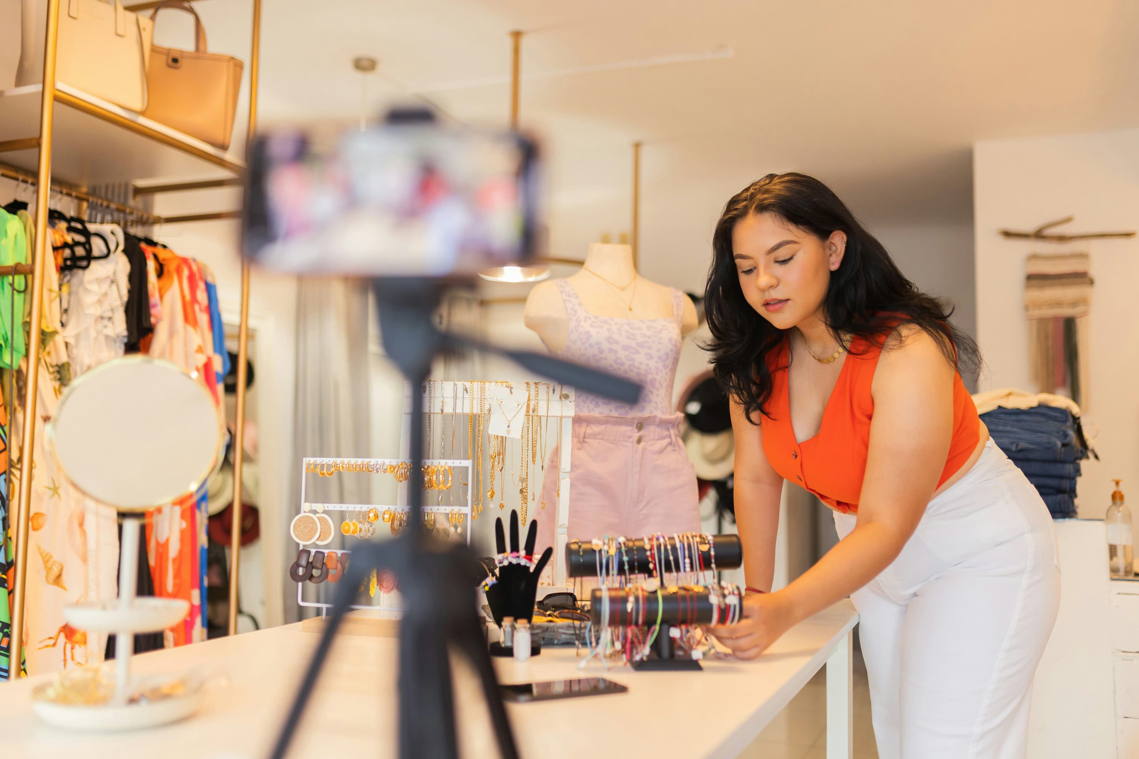 Why Ecommerce Brands Should Utilise Tiktok Shop